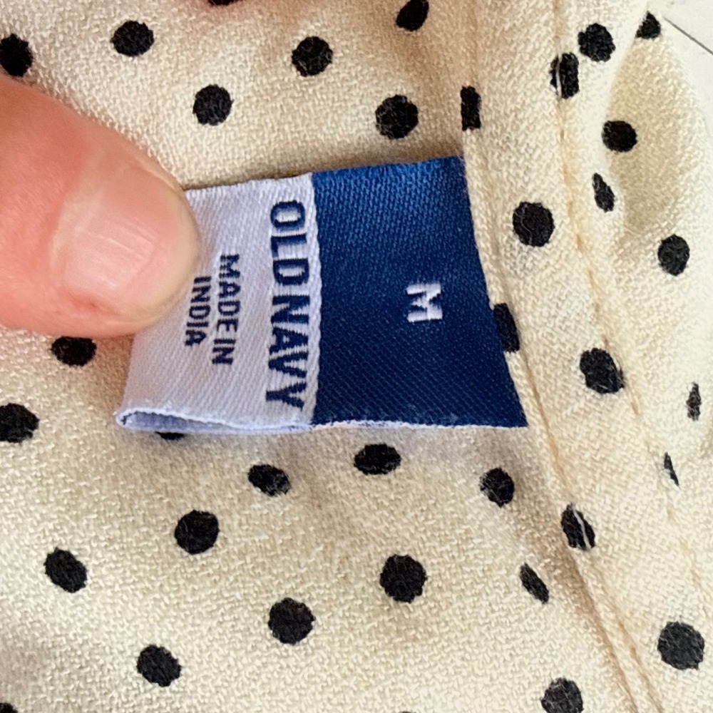 Old Navy Blouse Womens Medium Cream Polka Dot Excellent Peter Pan Collar Ribbon - Picture 4 of 4